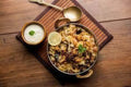 Biryani con pollo tikka