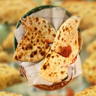 Naan de queso